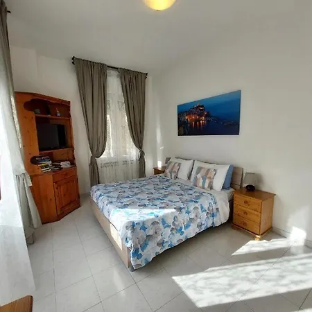Pied A Terre Nr.5 Apartment *