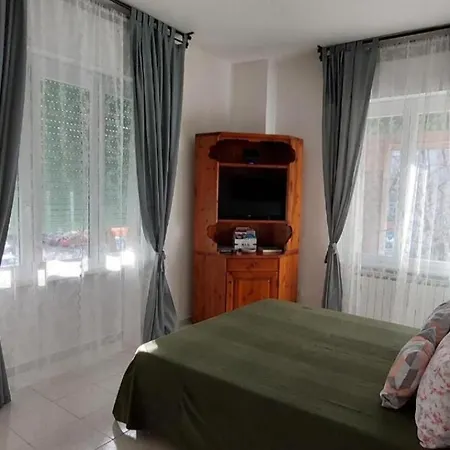 아파트 Pied A Terre Nr.5 *