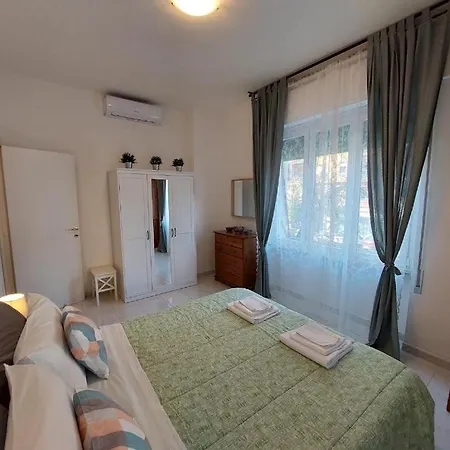 Pied A Terre Nr.5 * 斯培西亚