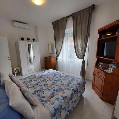 Pied A Terre Nr.5