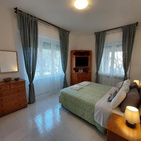 Pied A Terre Nr.5 La Spezia