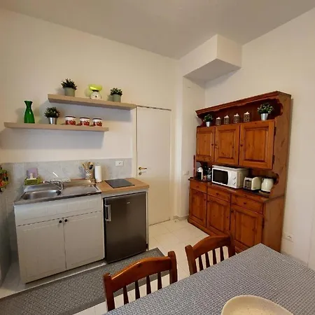 Διαμέρισμα Pied A Terre Nr.5 *