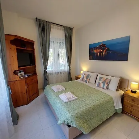 Apartment Pied A Terre Nr.5 La Spezia